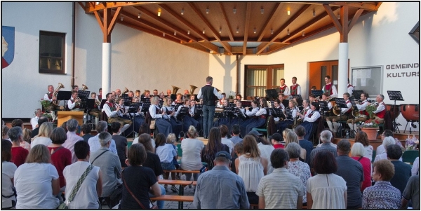 (c) Ernst Zeiner_Sommernachtskonzert_MKOberlienz_02.07 (6)