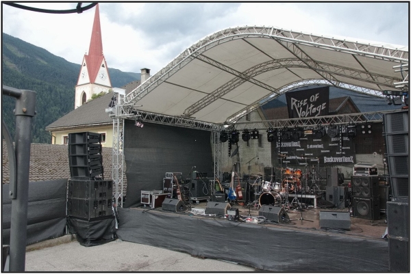 (c) Ernst Zeiner_Rockoverlienz_01.07 (3)